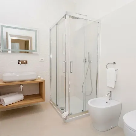 Via Del Fiume 산타 마리아 알 바뇨