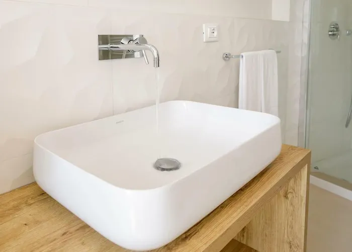 Via Del Fiume Gasthuis 4*