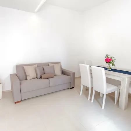 Via Del Fiume Vendégház